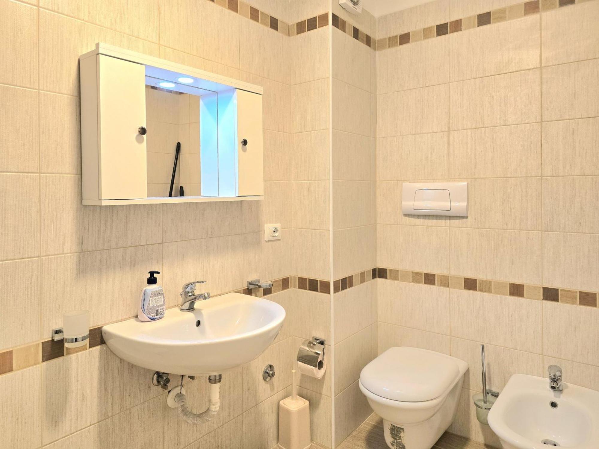 Sea Vista Apartment